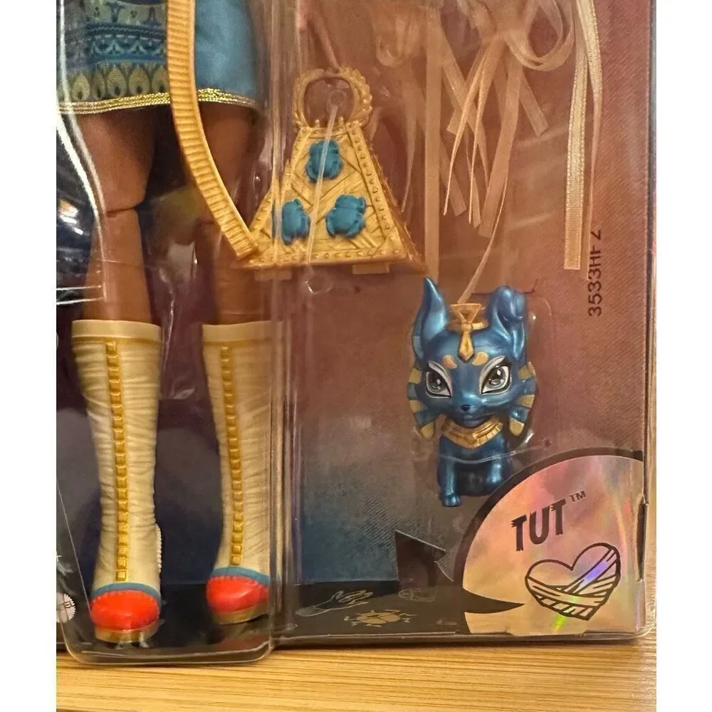 2022 Monster High Cleo DeNile Deluxe Set With Tut Cat Pet Doll New NIB